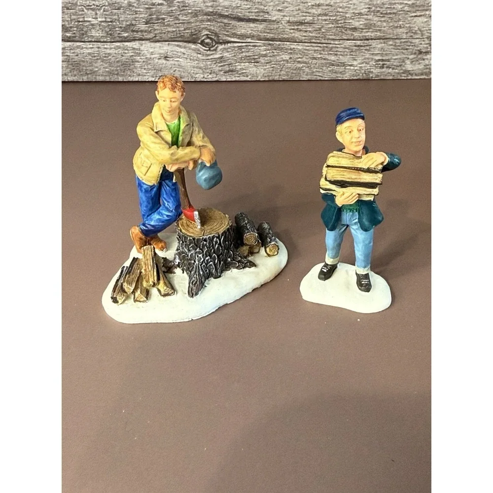 Beauty Restore Lemax 2000 Helping Dad Village Collection # 02411 Retired